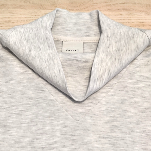 Varley Betsy Sweatshirt Womens M Gray Cowl Performance Stretch Comfy Cozy Soft - Picture 5 of 13